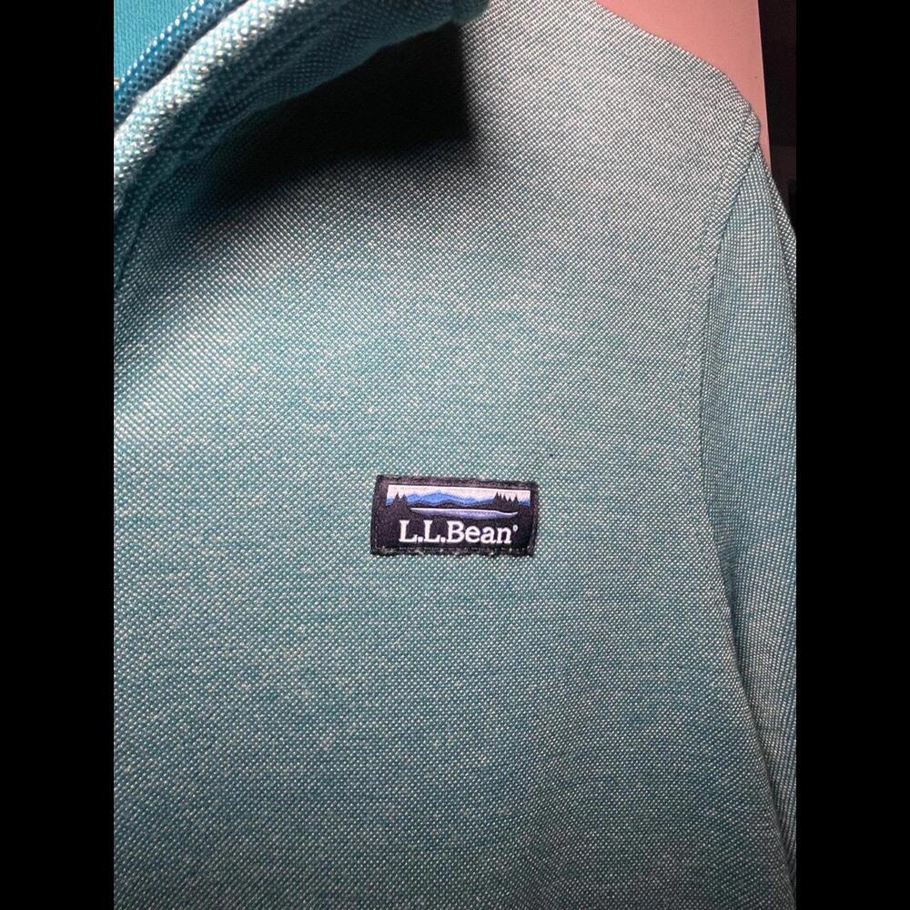 Men’s LL Bean long sleeve pullover